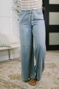 Judy Blue High Rise Palazzo Featherweight Jeans 881073