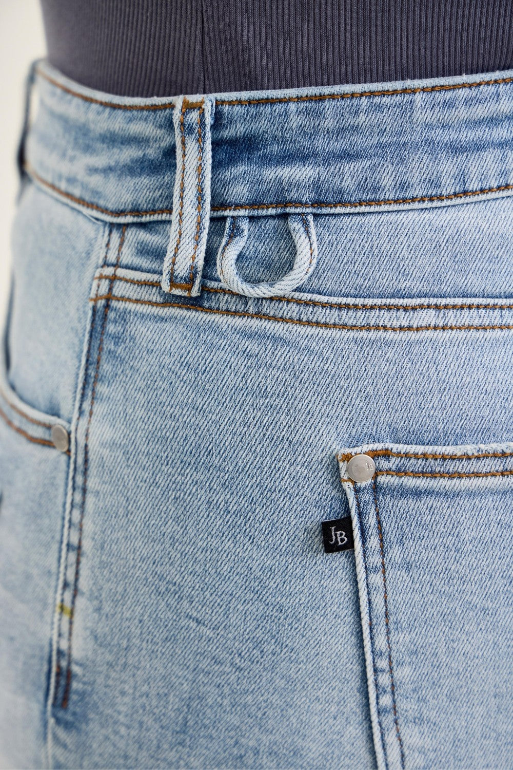 Judy Blue Mid Rise Boyfriend Jeans with Bandana Loop 82723