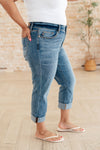 Judy Blue Mid Rise Cuffed Skinny Capri Jeans