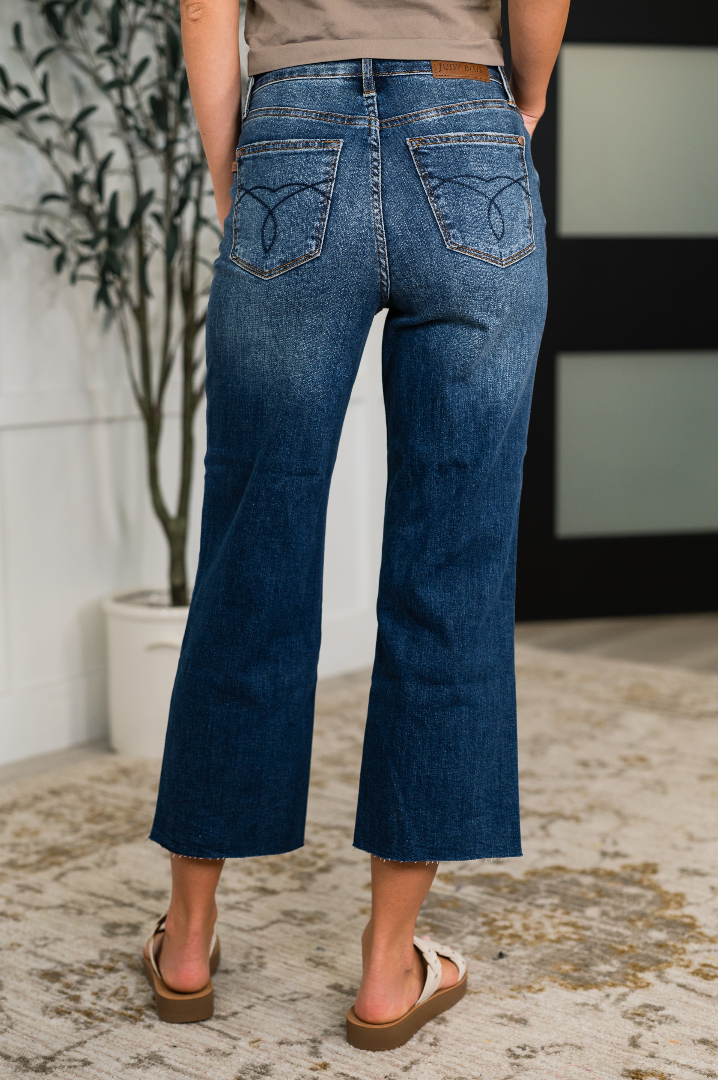 Judy Blue High Rise Crop Wide Leg Jeans w/ Back Pocket Embroidery