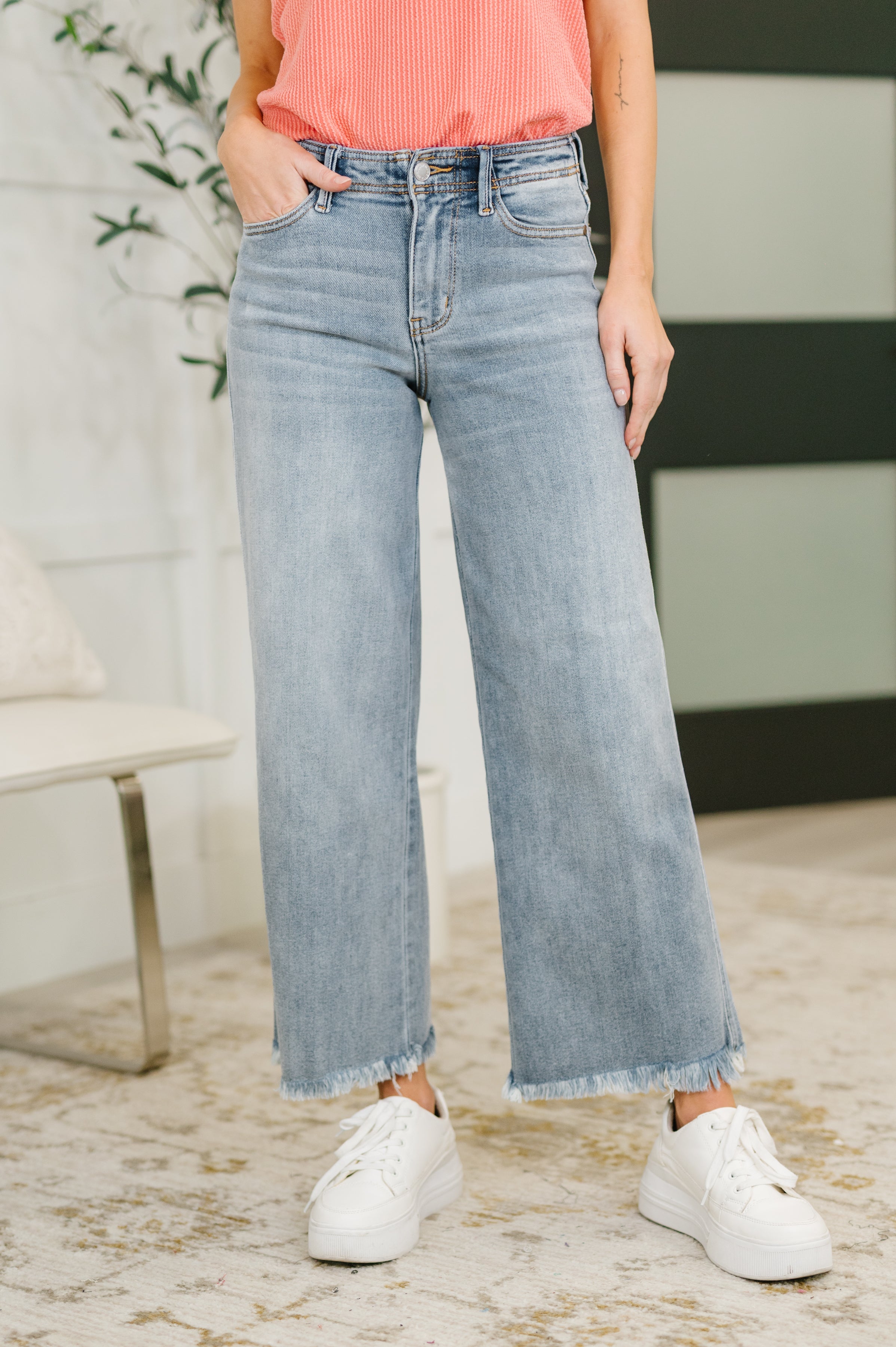 Judy Blue Mid Rise Ankle Wide Leg Fray Hem Jeans