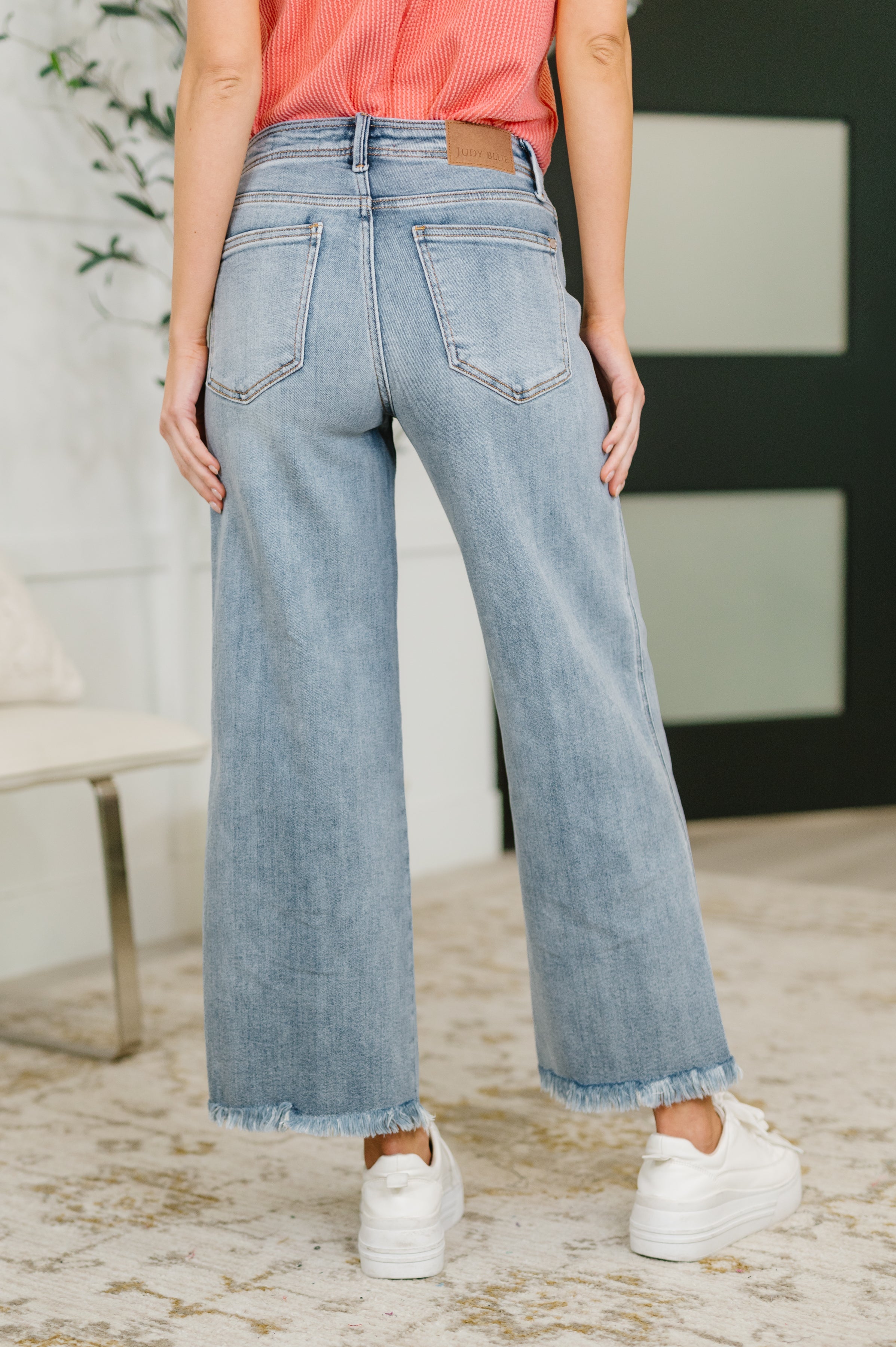Judy Blue Mid Rise Ankle Wide Leg Fray Hem Jeans