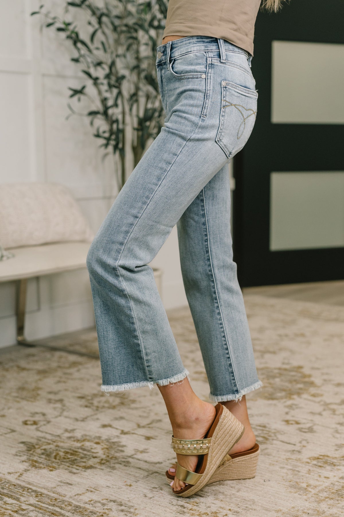 Judy Blue Mid Rise Kick Flare Jeans 82721