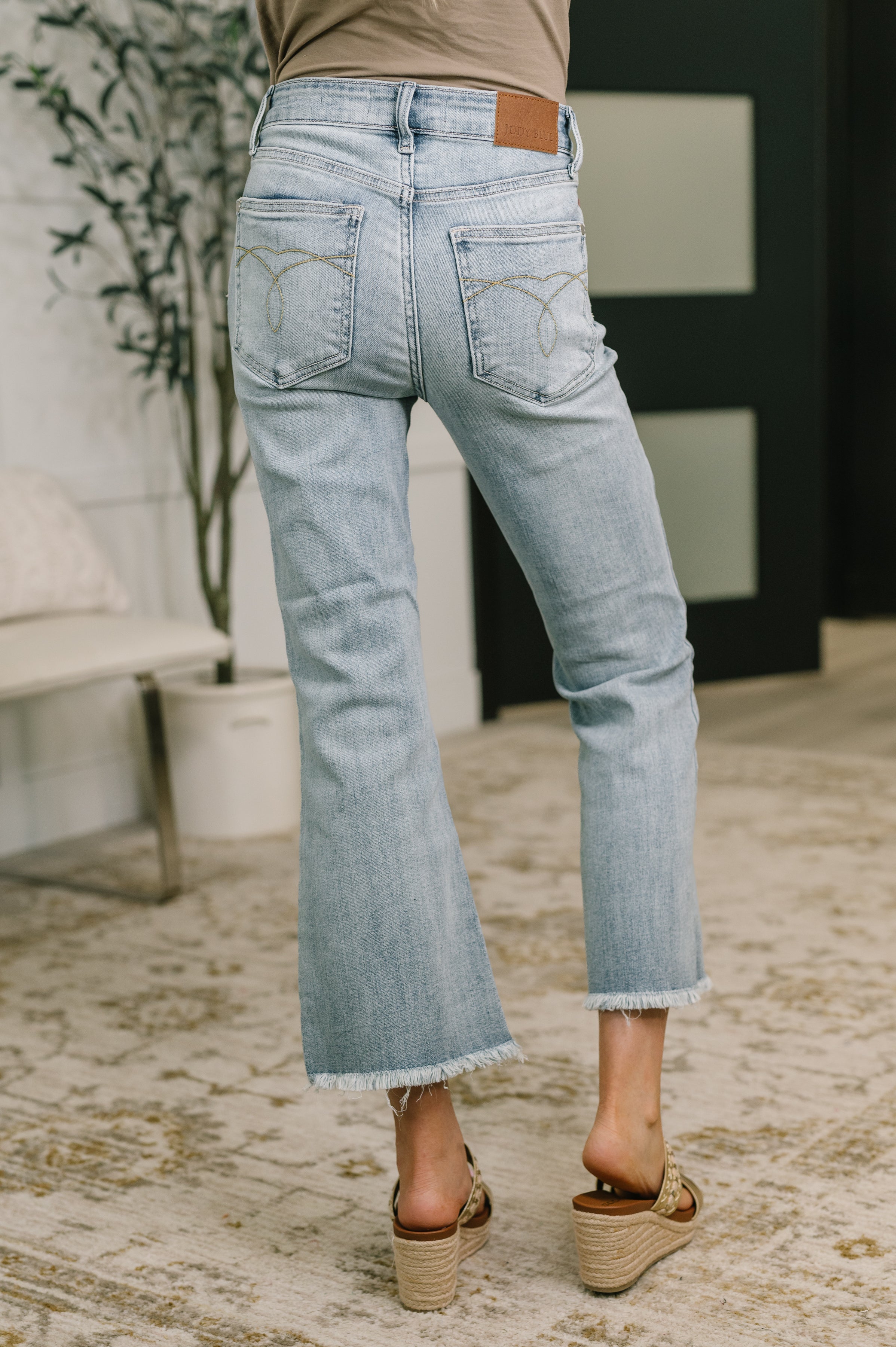 Judy Blue Mid Rise Kick Flare Jeans 82721