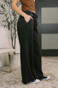 Zenana Acid Wash Fleece Palazzo Sweatpants with Pockets in Ash Black