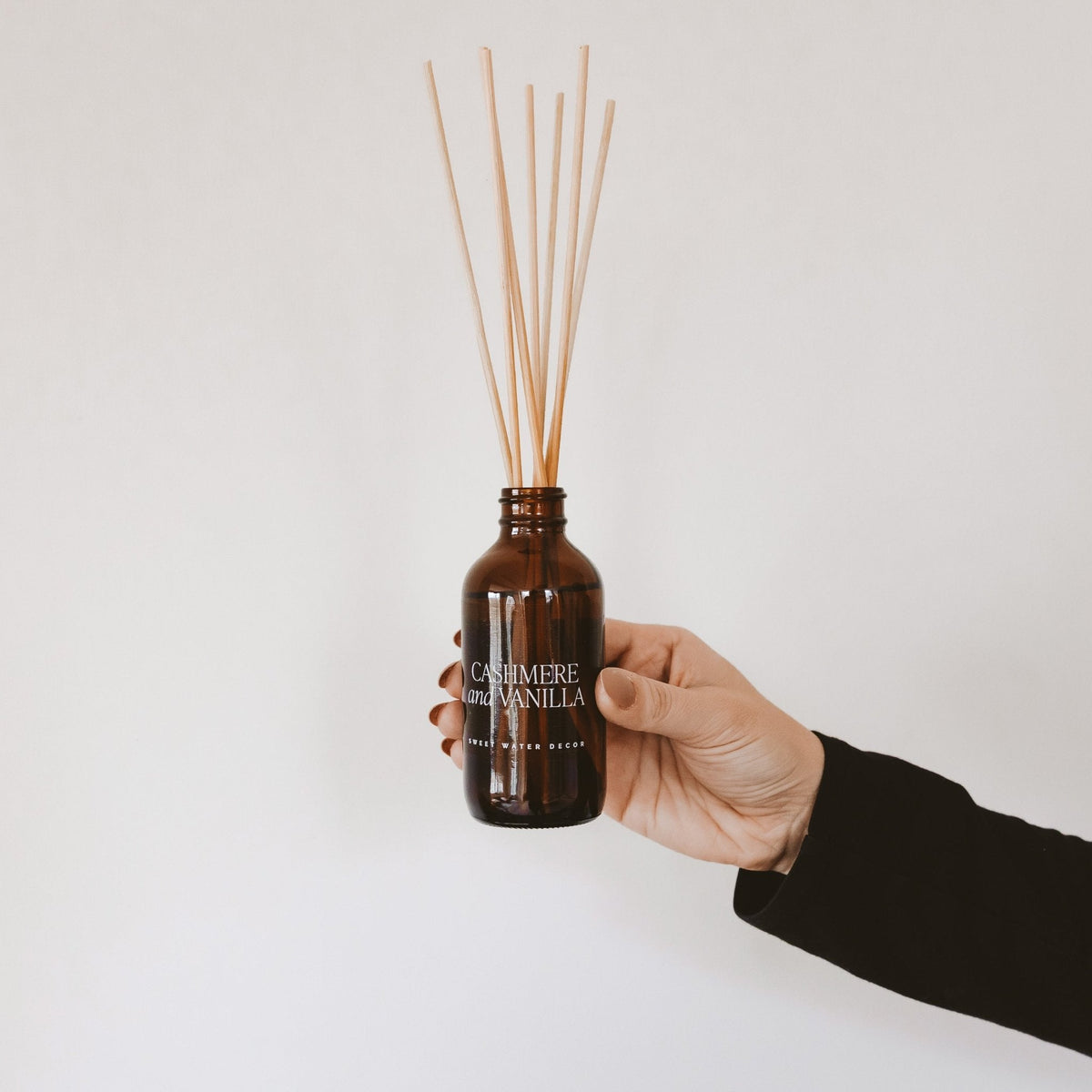 Sweet Water Decor Cashmere and Vanilla Amber Reed Diffuser