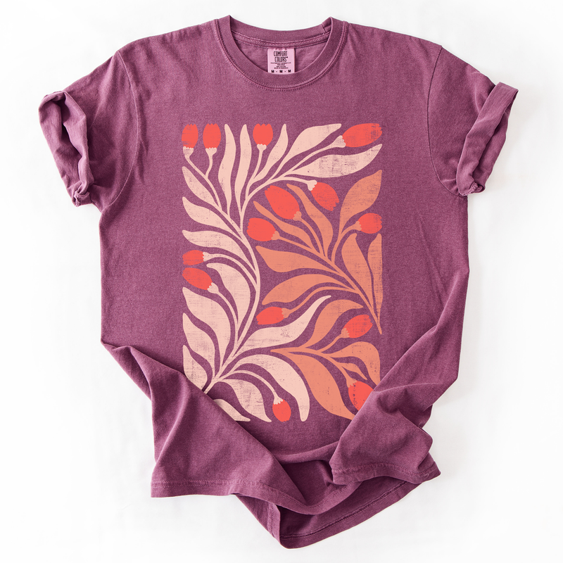 Red Tulip Vintage Boho Comfort Colors Graphic T-Shirt