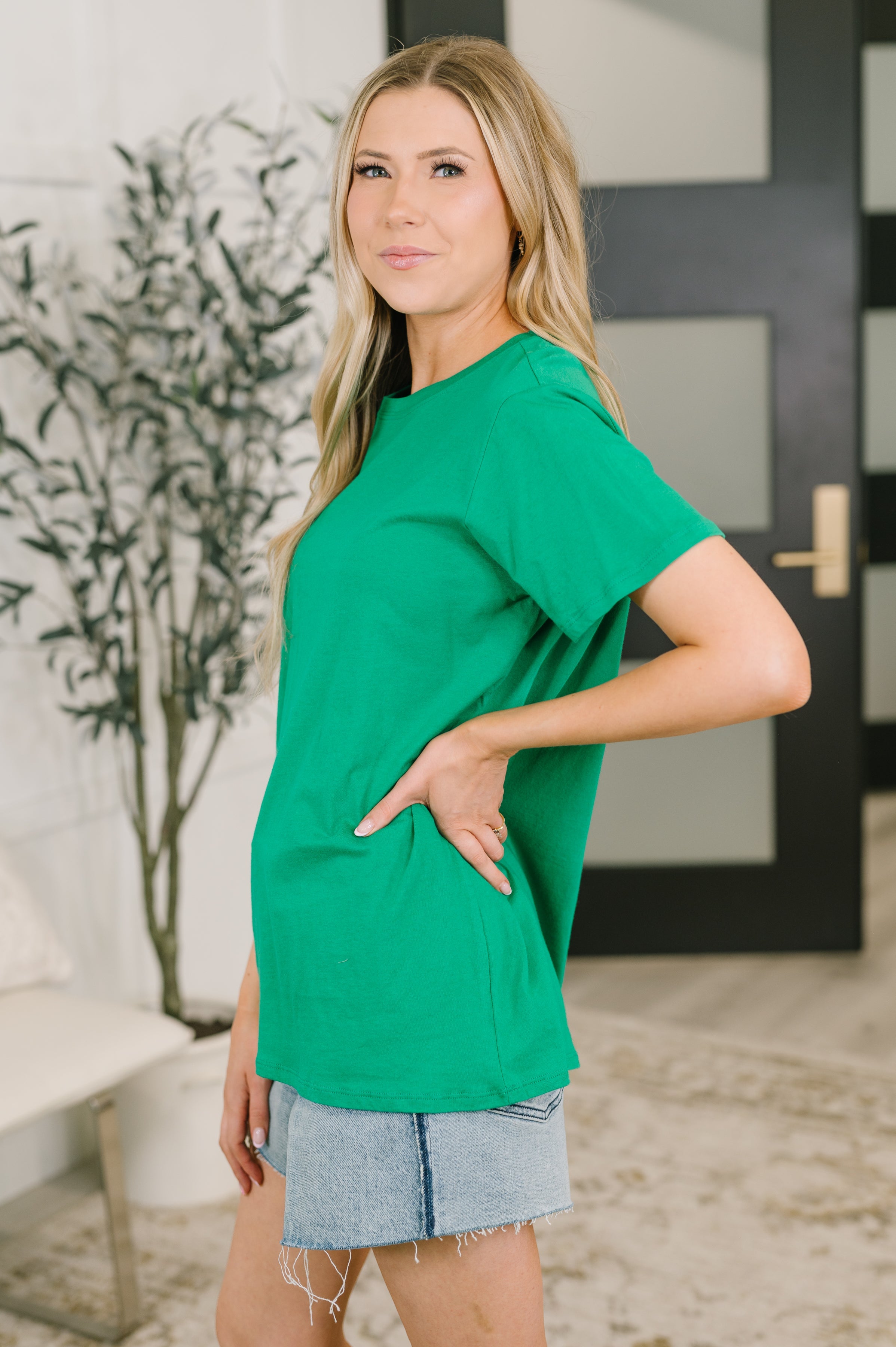 Zenana Basic Cotton Relaxed Tee in Kelly Green