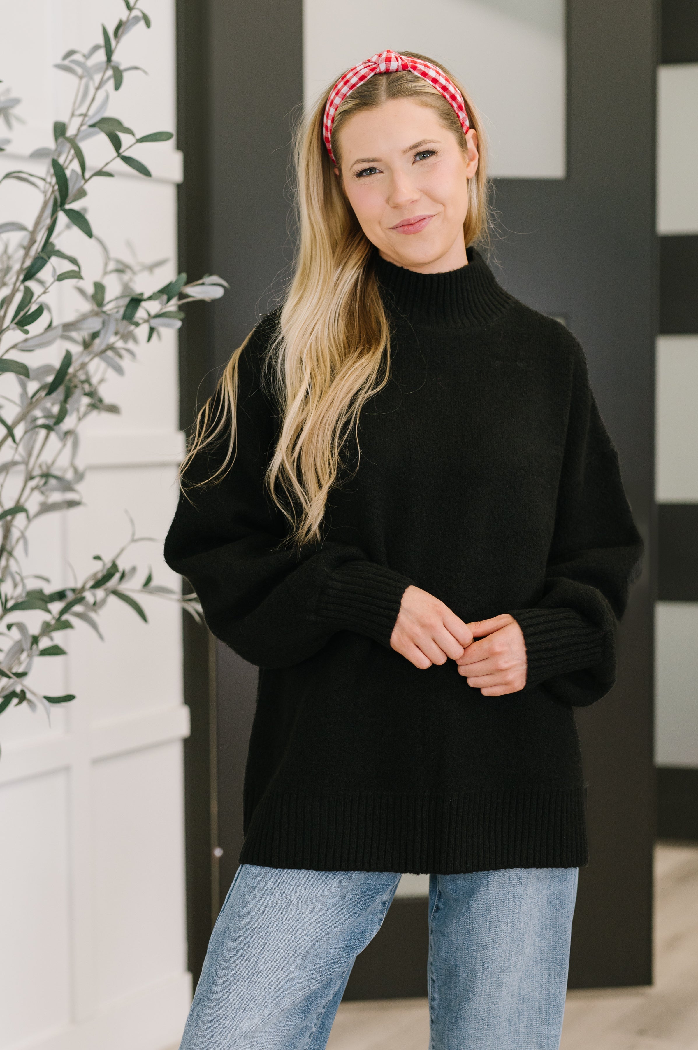High Neck Pullover Knit Sweater in Black