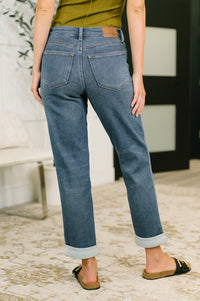 Judy Blue Mid Rise Billie Boyfriend Jeans