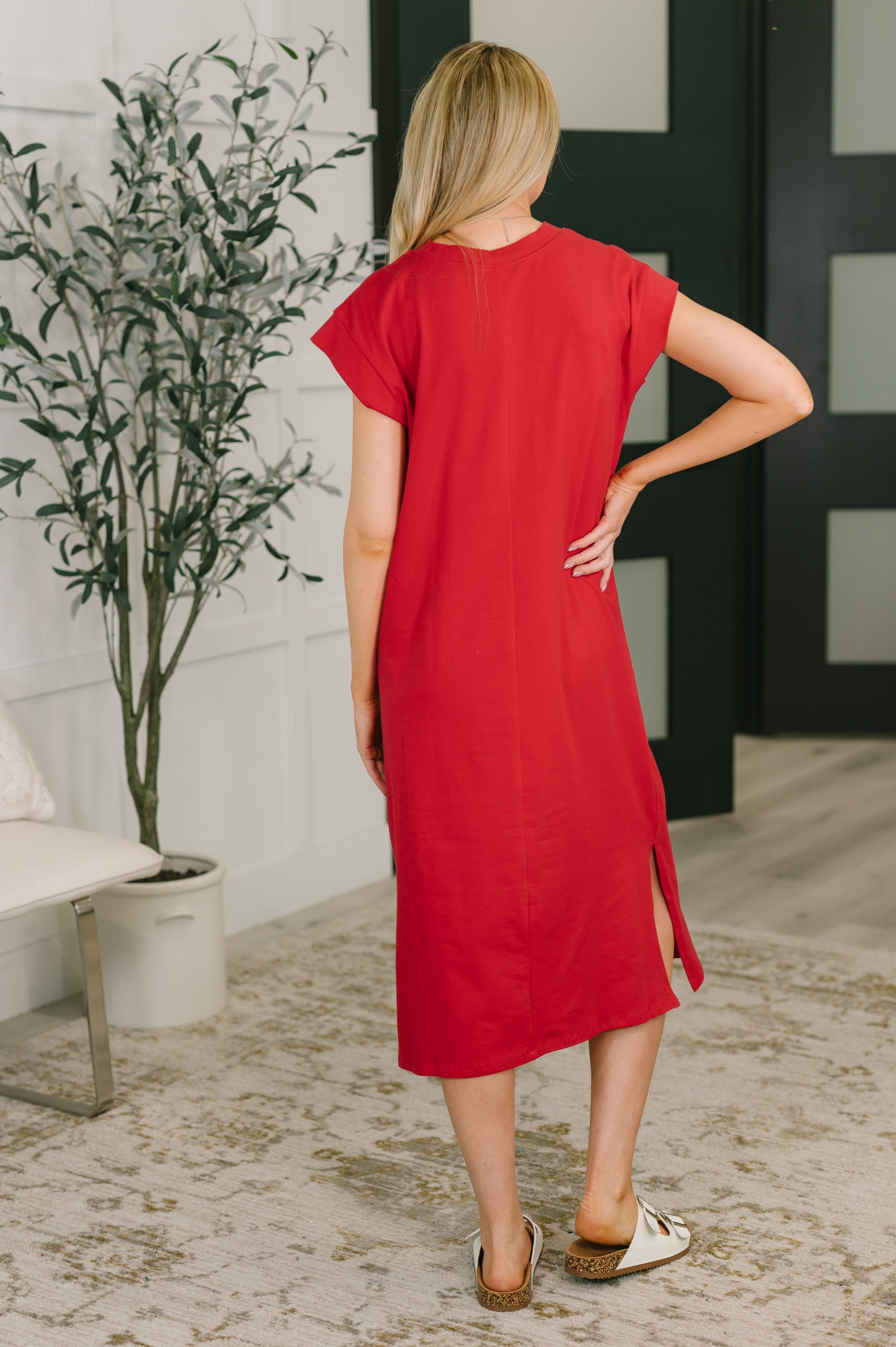 Zenana Round Neck Short Sleeve Midi Dress in Ruby