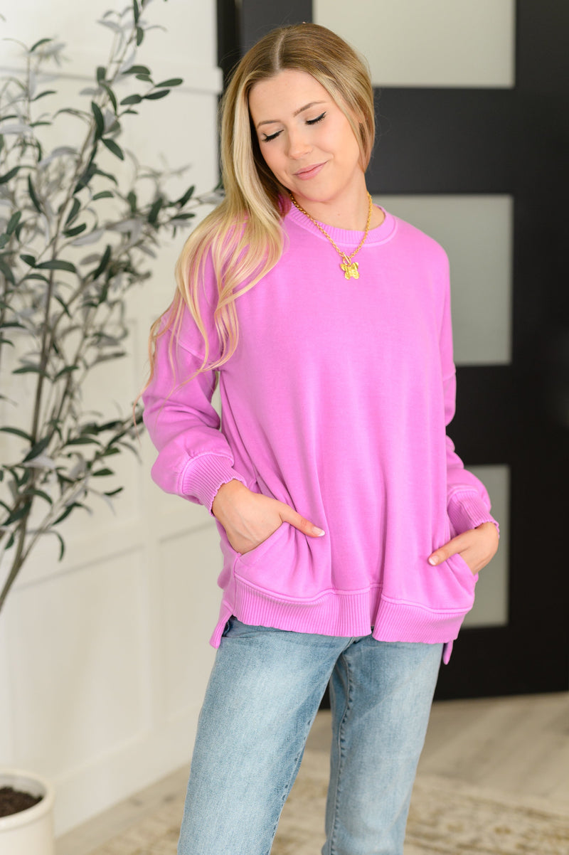 Stepped Hem Pullover with Pockets in Bright Mauve