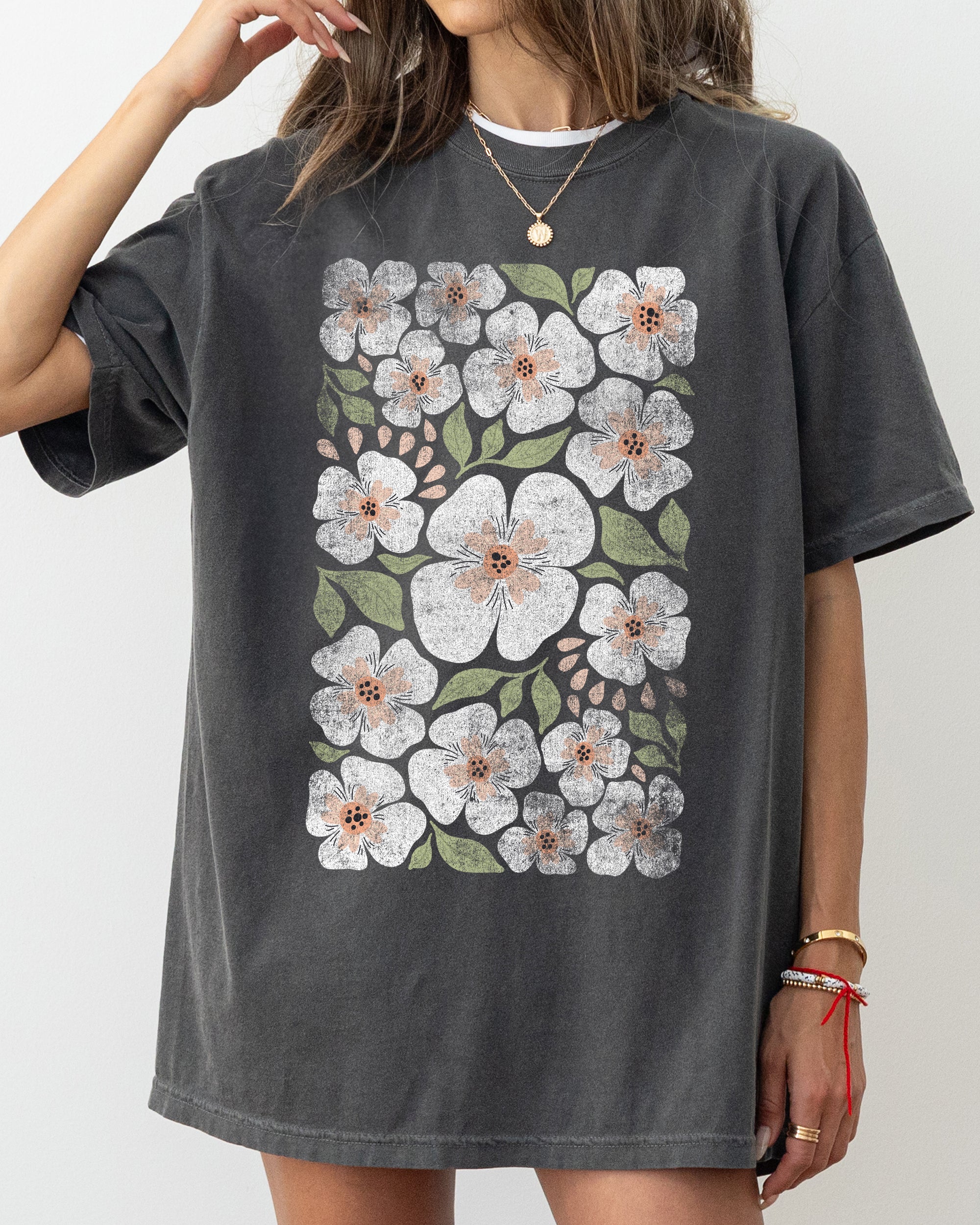 White Autumn Flowers Comfort Colors Graphic T-Shirt