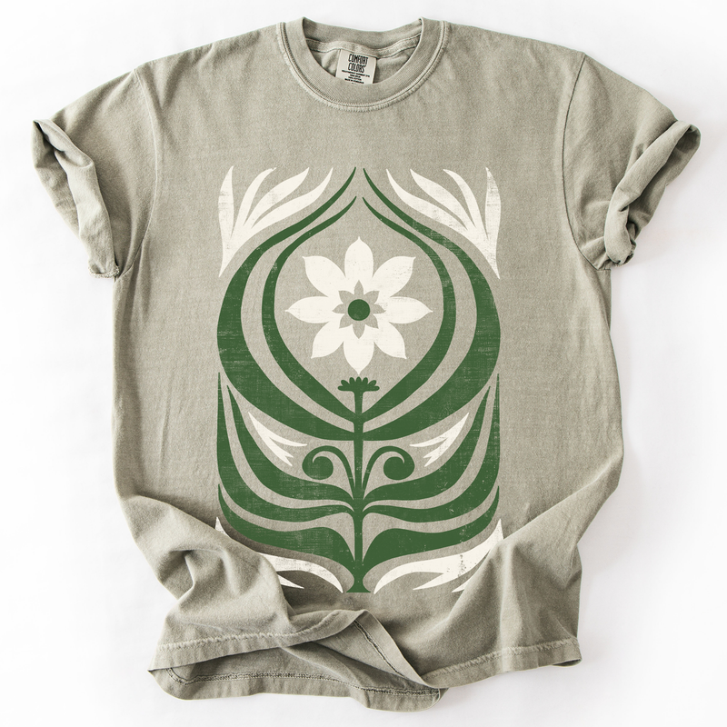 White Daisy Floral Comfort Colors Graphic T-Shirt