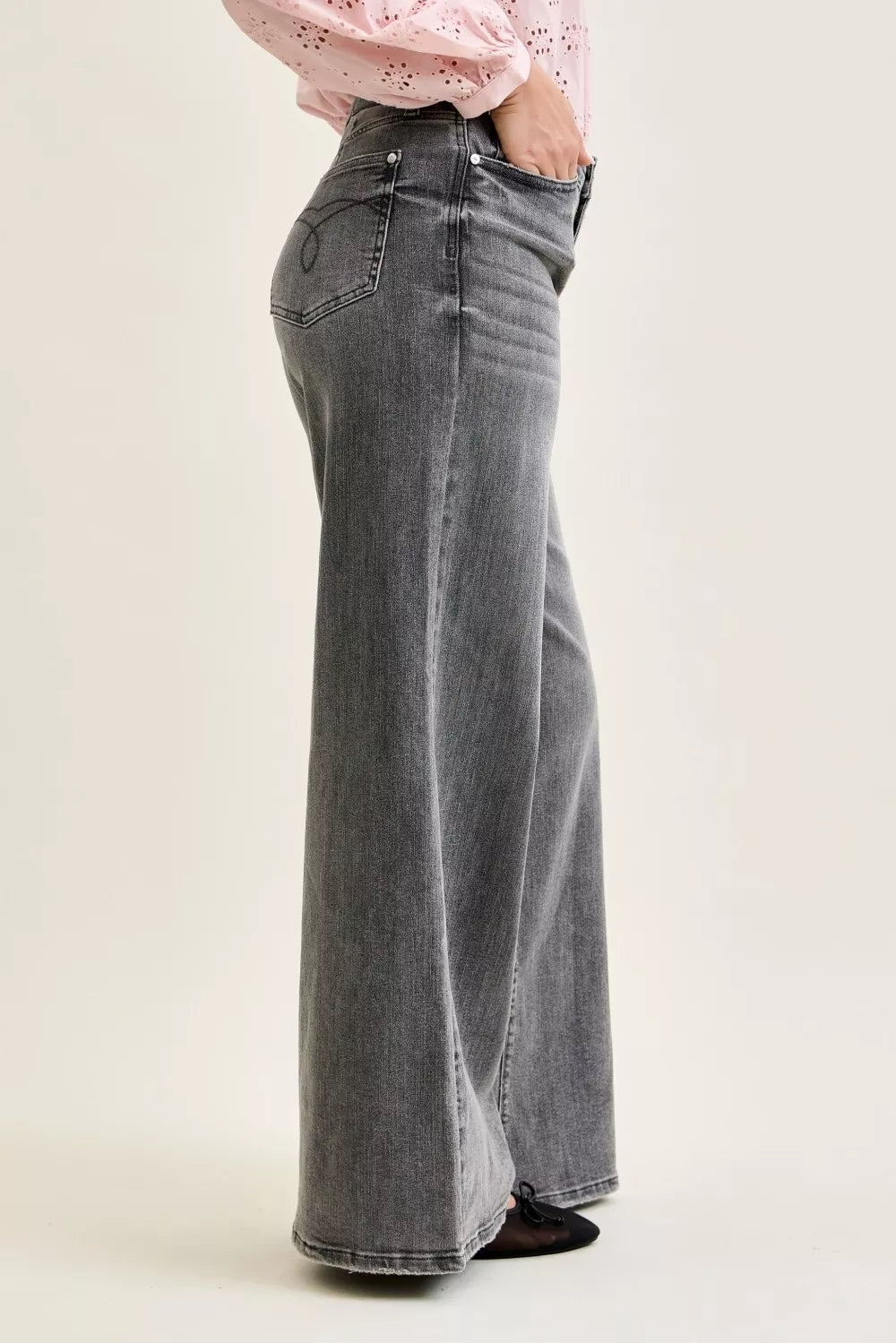Judy Blue Mid Rise Grey Wash Wide Leg Jeans