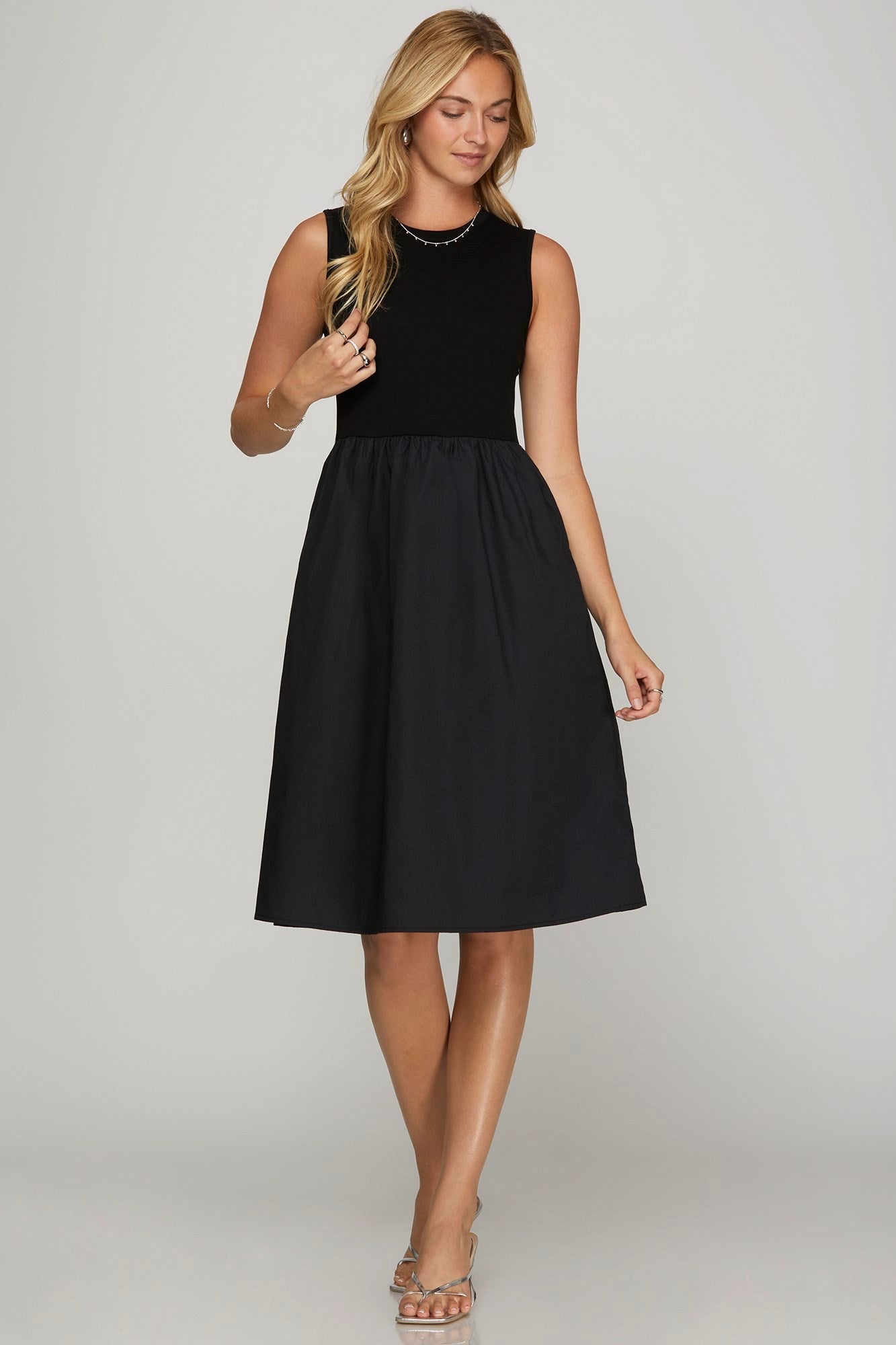 Black Sleeveless Poplin Woven Midi Dress Black / L
