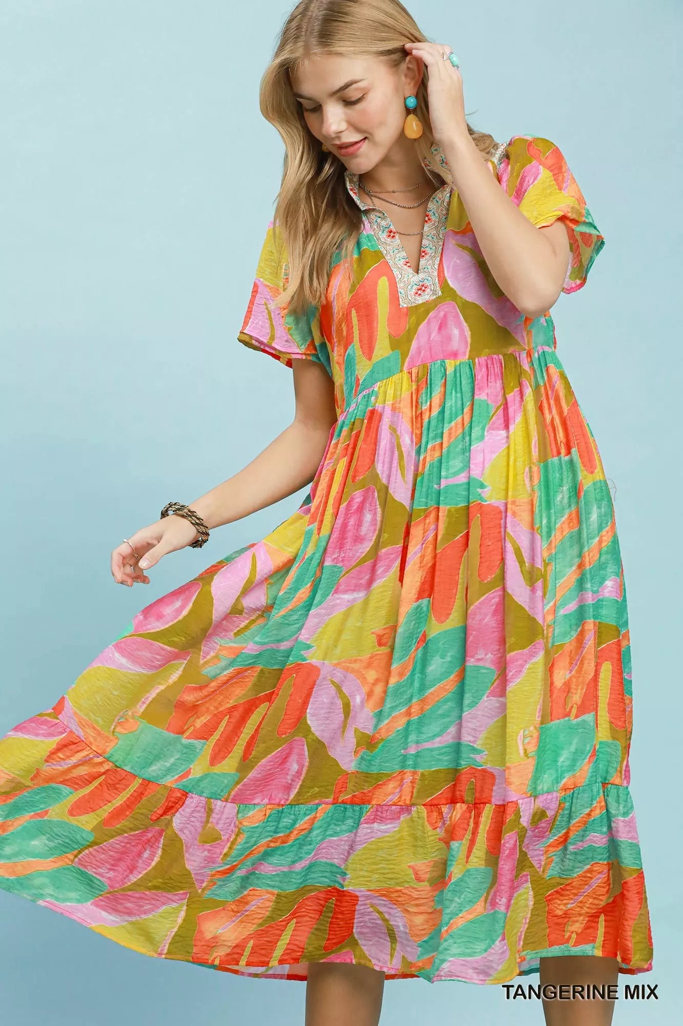 Abstract Tropical Print Tiered Midi Dress TANGERINE MIX / S