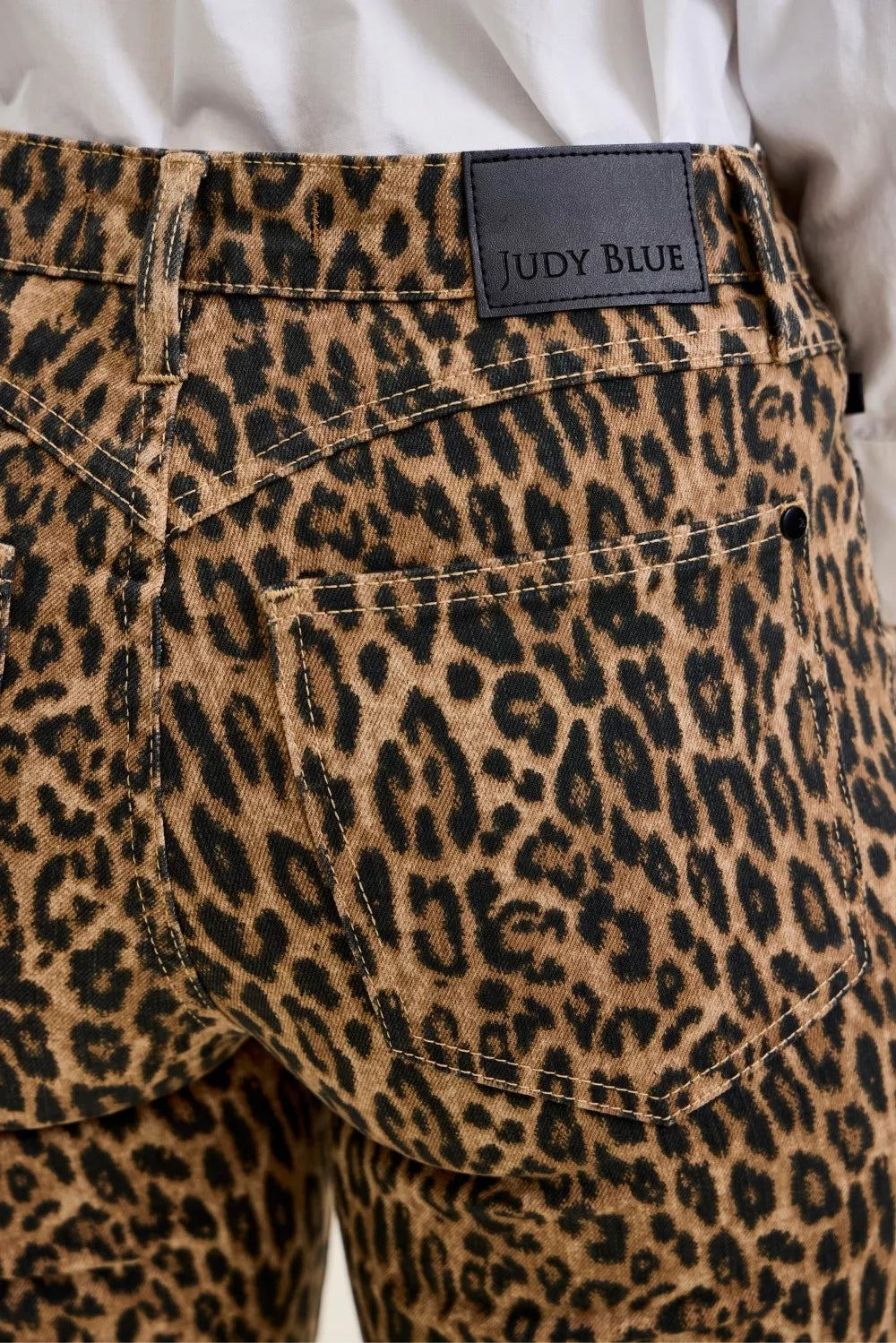 Judy Blue Mid Rise Jaqueline Leopard Print Flare Jeans