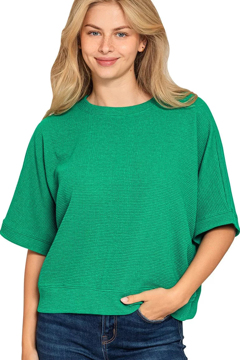 Double Knit Side Slit Hi Low Short Sleeve Top in Kelly Green