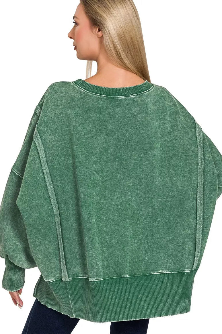 Acid Washed Batwing Sleeve Fleece Sweatshirt in Dark Green