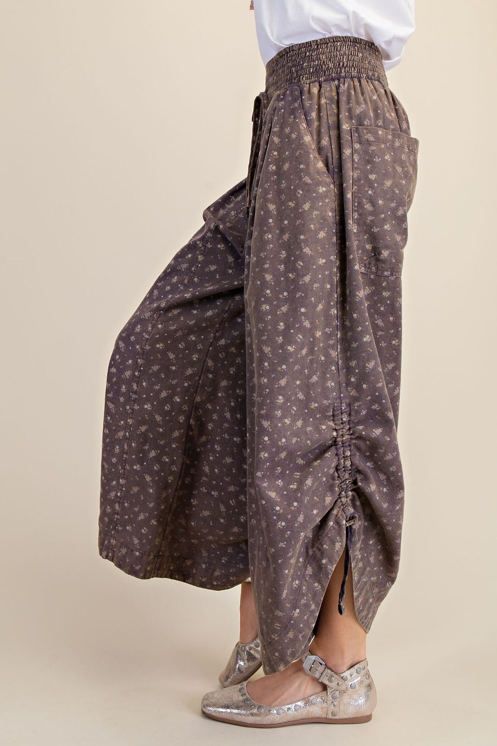 Easel Floral Printed Light Twill Mineral Washed Pants