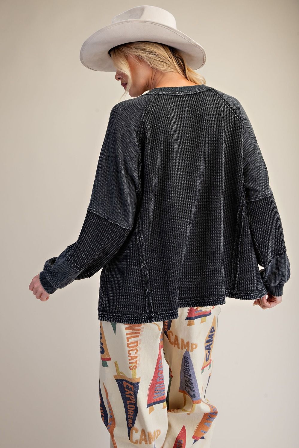Easel Washed Textured Thermal Henley Top in Black ET72021