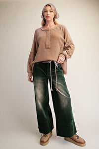 Easel Washed Textured Thermal Henley Top in Mocha