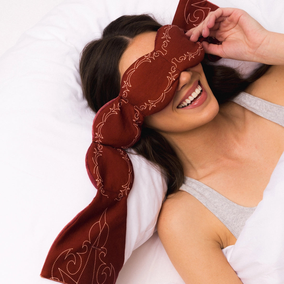 Nodpod Sleep Mask: The Weighted Blanket For Your Eyes - Saddle Up