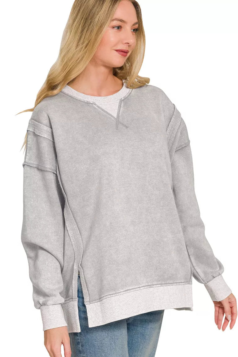 Fleece Acid Washed Contrast Trim Pullover Sweatshirt in Sleet Gray