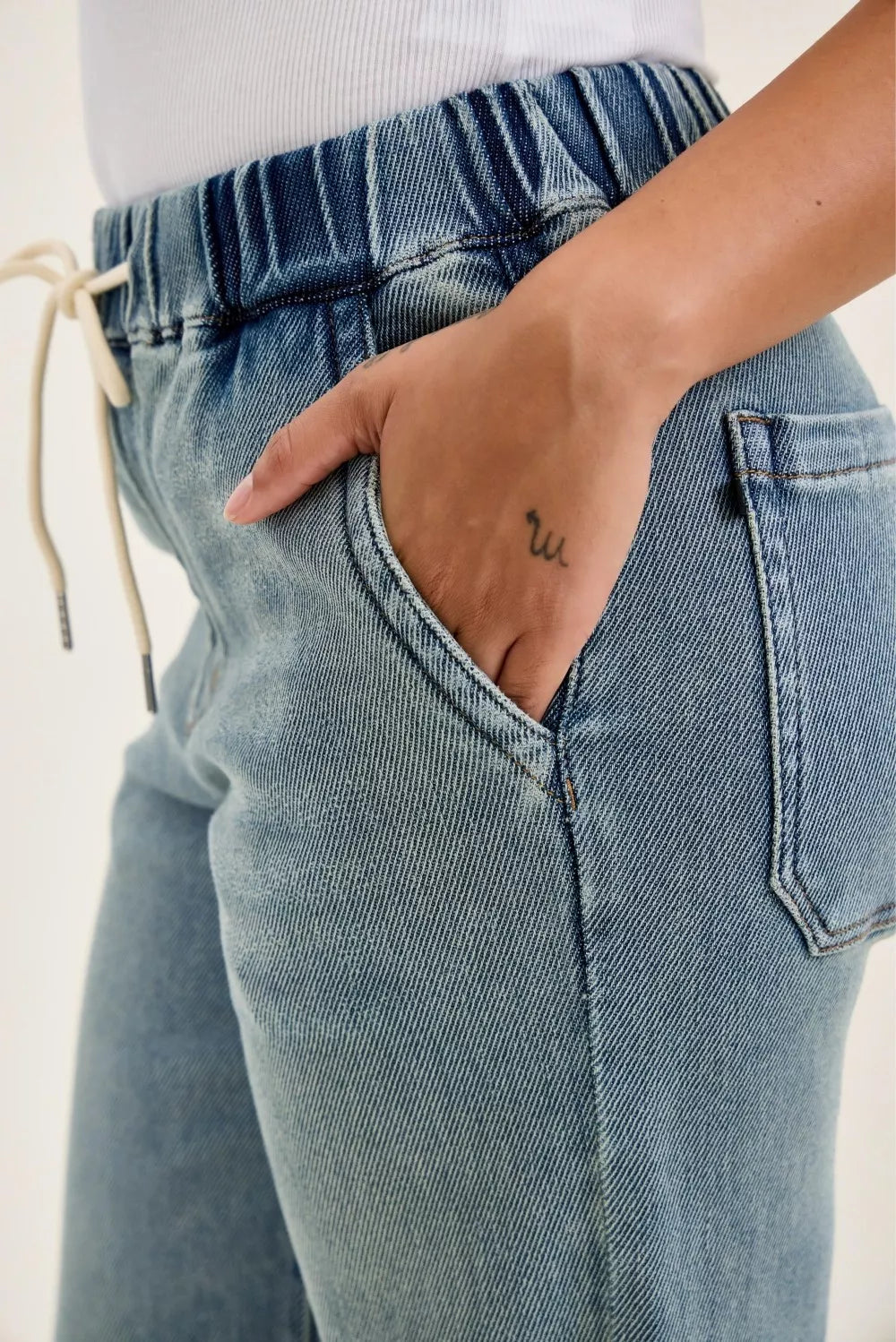 Judy Blue High Rise Wilhelmina Baggy Jeans 881127
