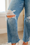 Judy Blue High Rise Light Wash Distressed 90's Straight Jeans 